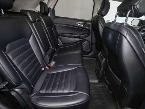 Used 2019 Ford Edge SEL w/ Equipment Group 201A AWD/4WD image 20