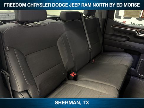 Used 2025 Chevrolet Silverado 1500 LT RWD image 10