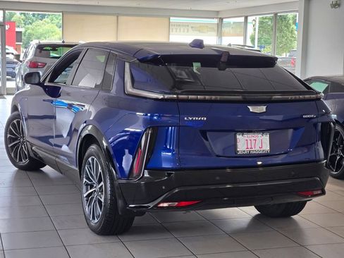 Used 2024 Cadillac Lyriq Sport AWD/4WD image 15