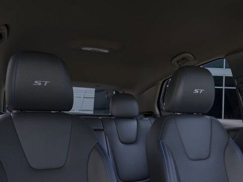 Used 2025 Buick Encore GX Sport Touring w/ Comfort Package FWD image 24