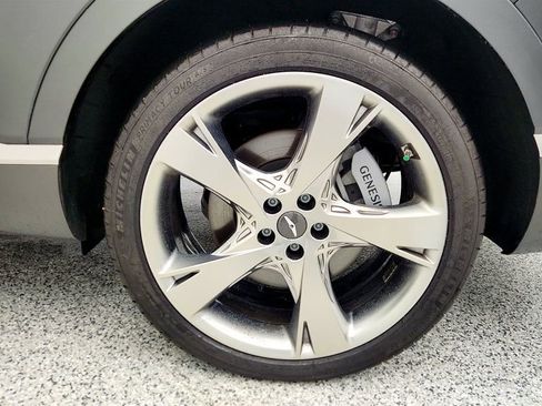 Used 2024 Genesis GV80 3.5T w/ Prestige Matte Package image 9