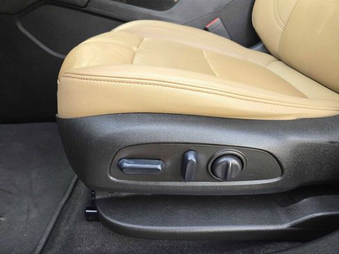 Used 2022 Chevrolet Blazer Premier w/ Enhanced Convenience Package image 23