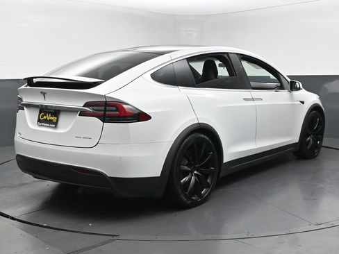 Used 2019 Tesla Model X Long Range image 4
