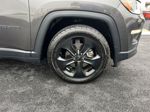 Used 2019 Jeep Compass Altitude image 11