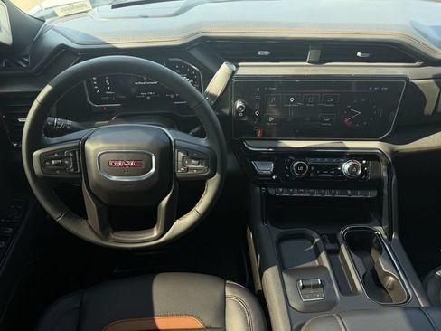 Used 2026 GMC Sierra 2500 AT4 w/ AT4 Premium Plus Package AWD/4WD image 9