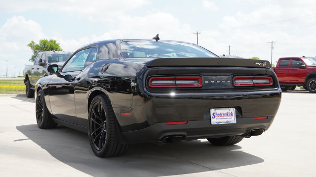 Used 2023 Dodge Challenger SRT Hellcat RWD image 9