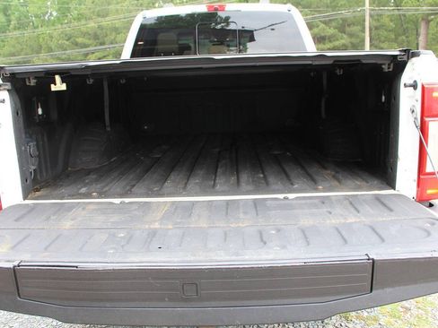 Used 2021 Ford F250 Lariat w/ Lariat Ultimate Package AWD/4WD image 20
