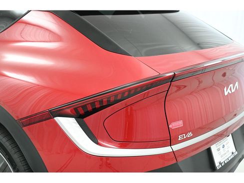 New 2025 Kia EV6 Light w/ Light LR Technology Package image 10