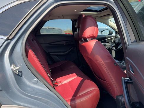 Used 2025 MAZDA CX-30 AWD 2.5 S w/ Preferred Package image 10