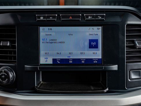 Used 2023 Ford F350 XLT w/ 360-Degree Camera Package image 25