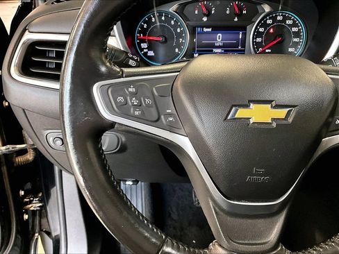 Used 2022 Chevrolet Equinox LT AWD/4WD image 24