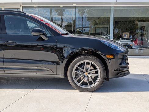 New 2026 Porsche Macan image 11