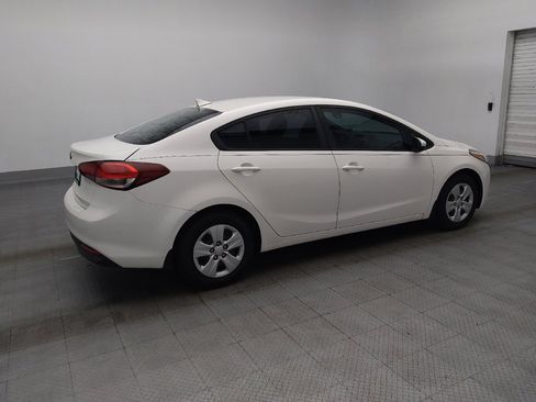 Used 2017 Kia Forte LX FWD image 10
