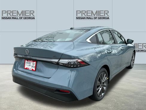 New 2026 Nissan Sentra SL w/ Floor Mat Package FWD image 5