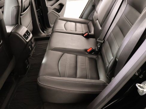 Used 2022 GMC Terrain Denali image 12