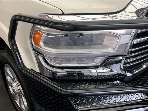Used 2022 RAM 3500 Laramie AWD/4WD image 28
