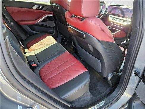 Used 2026 BMW X6 xDrive40i w/ Premium Package AWD/4WD image 18
