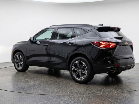 Used 2025 Chevrolet Blazer LT FWD image 6