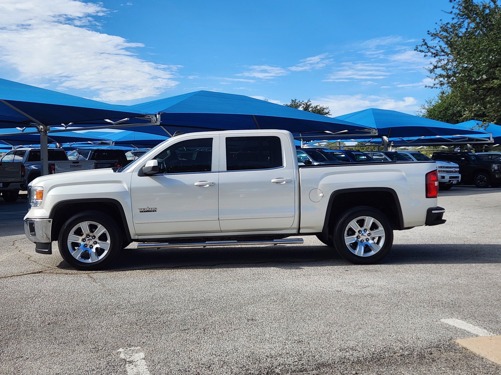 Used 2015 GMC Sierra 1500 SLE w/ Texas SLE Value Package RWD image 3