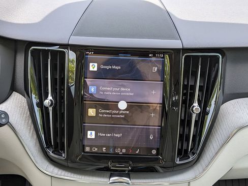 New 2025 Volvo XC60 T8 Plus w/ Climate Package image 19