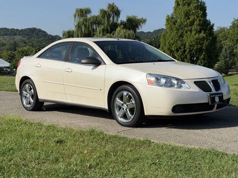 Used 2008 Pontiac G6 GT w/ Premium Package FWD image 29