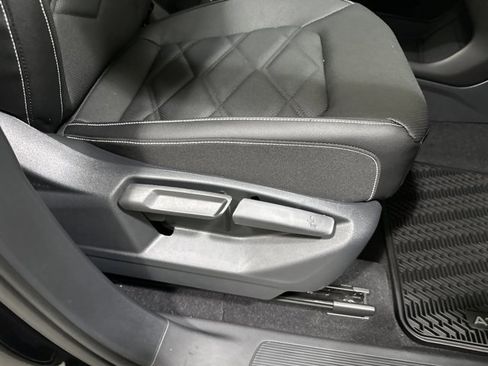 New 2026 Volkswagen Atlas SE image 38