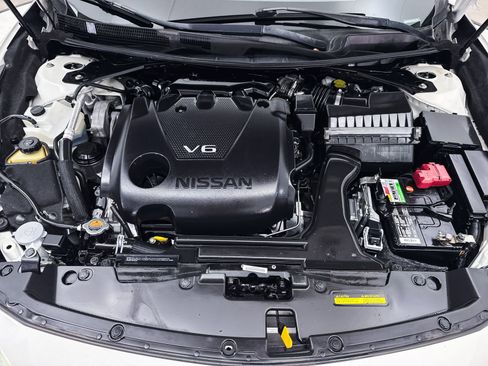 Used 2018 Nissan Maxima 3.5 S FWD image 17