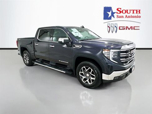Used 2025 GMC Sierra 1500 SLT AWD/4WD image 1