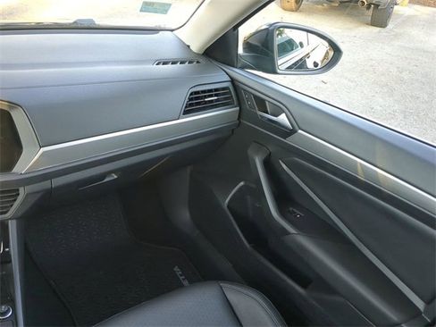 Used 2021 Volkswagen Jetta S image 17