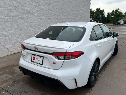 Certified 2024 Toyota Corolla SE FWD image 4