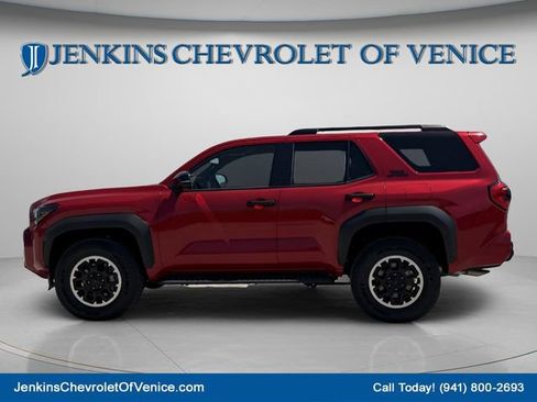 Used 2025 Toyota 4Runner TRD Off-Road image 8