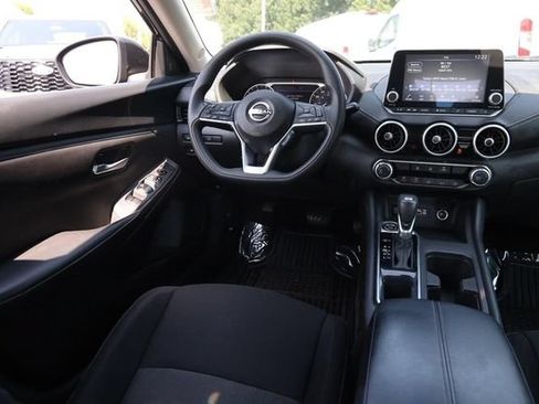 Certified 2024 Nissan Sentra SV FWD image 22