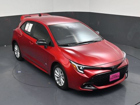 Used 2026 Toyota Corolla SE FWD image 15