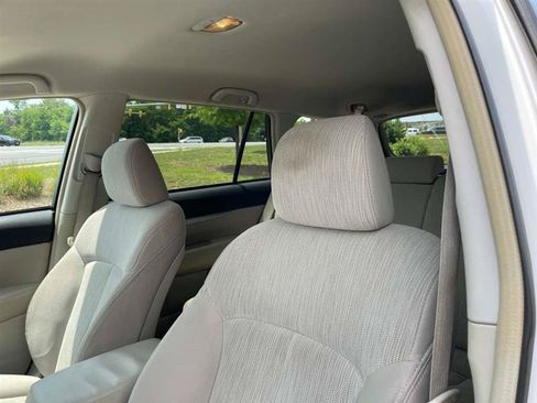 Used 2014 Subaru Outback 2.5i Premium AWD/4WD image 69