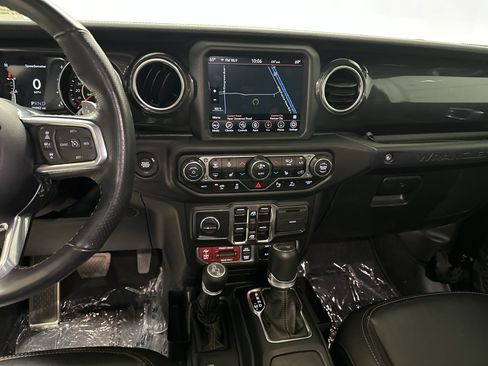 Used 2022 Jeep Wrangler Unlimited Rubicon w/ Xtreme Recon 35" Tire Package image 30