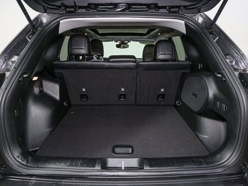 Used 2022 Jeep Cherokee Latitude w/ Sun & Sound Group image 11