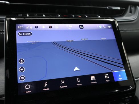 Used 2025 Jeep Grand Cherokee Limited w/ Luxury Tech Group II image 11