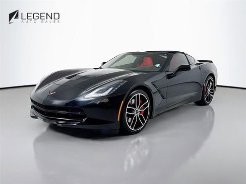 Used 2019 Chevrolet Corvette Stingray Coupe w/ Carbon Flash Badge Package RWD image 1