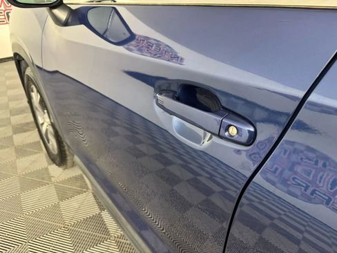 Used 2021 Subaru Ascent Premium w/ Convenience Package image 24