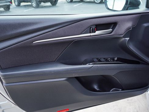 Used 2025 Toyota Camry LE FWD image 20