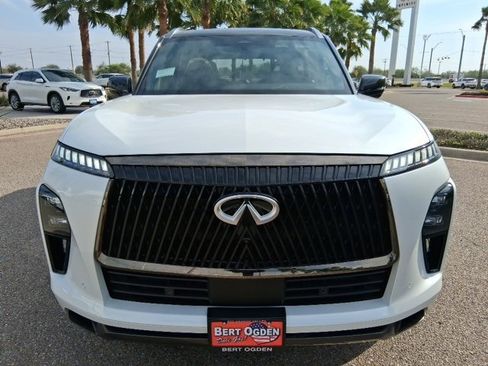 New 2026 INFINITI QX80 Autograph w/ Premium Cargo Package image 2