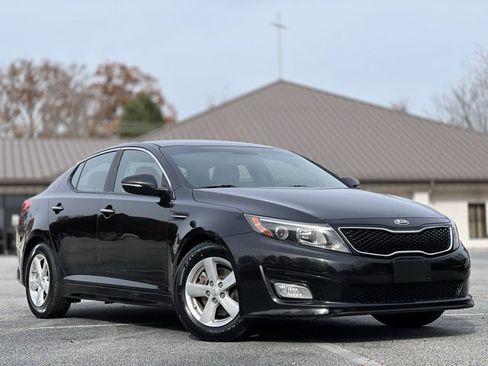 Used 2015 Kia Optima LX image 3