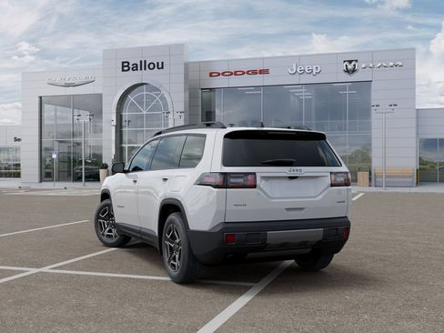 New 2026 Jeep Cherokee Laredo AWD/4WD image 3