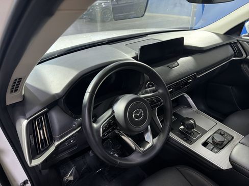 Used 2024 MAZDA CX-90 Plug-In Hybrid w/ Preferred AWD/4WD image 19