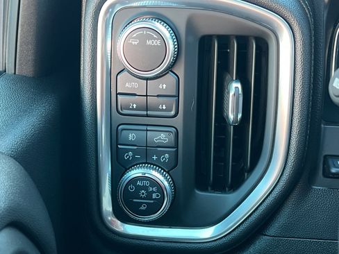 Used 2020 GMC Sierra 3500 Denali w/ Denali Ultimate Package image 37