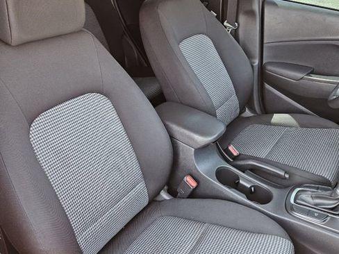 Used 2020 Hyundai Kona SE image 16