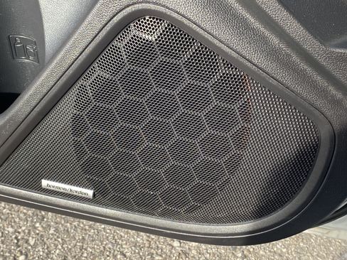 Used 2023 Subaru Outback Limited XT image 29