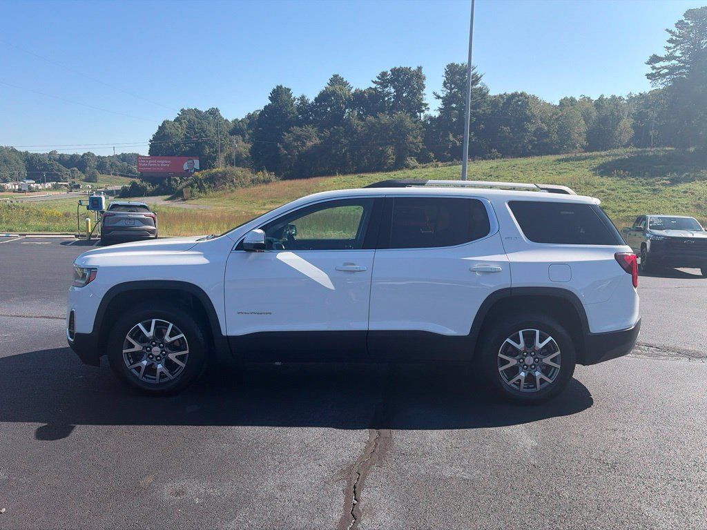 Used 2023 GMC Acadia SLT AWD/4WD image 5