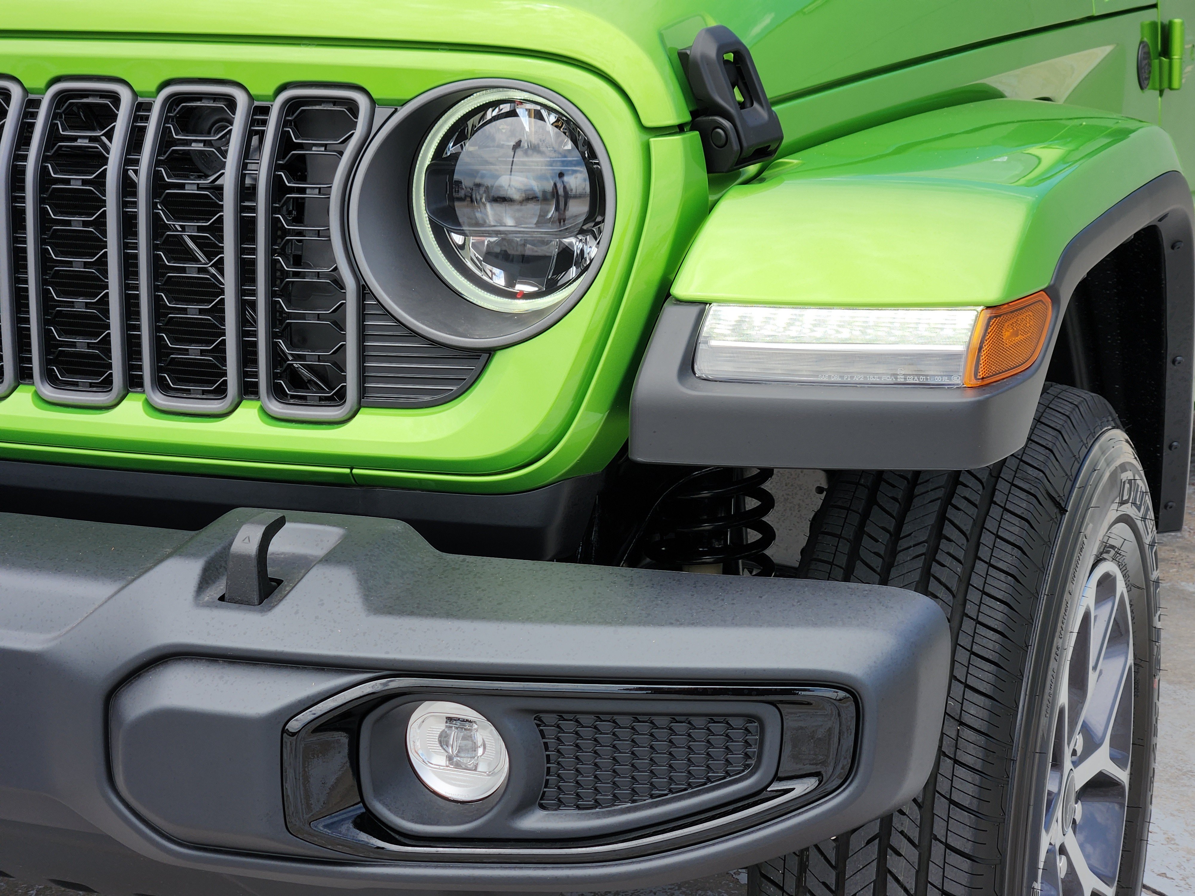 New 2026 Jeep Gladiator Sport AWD/4WD image 6