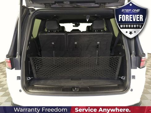 Used 2024 Jeep Wagoneer Series II w/ Flexible Seating Group RWD image 30